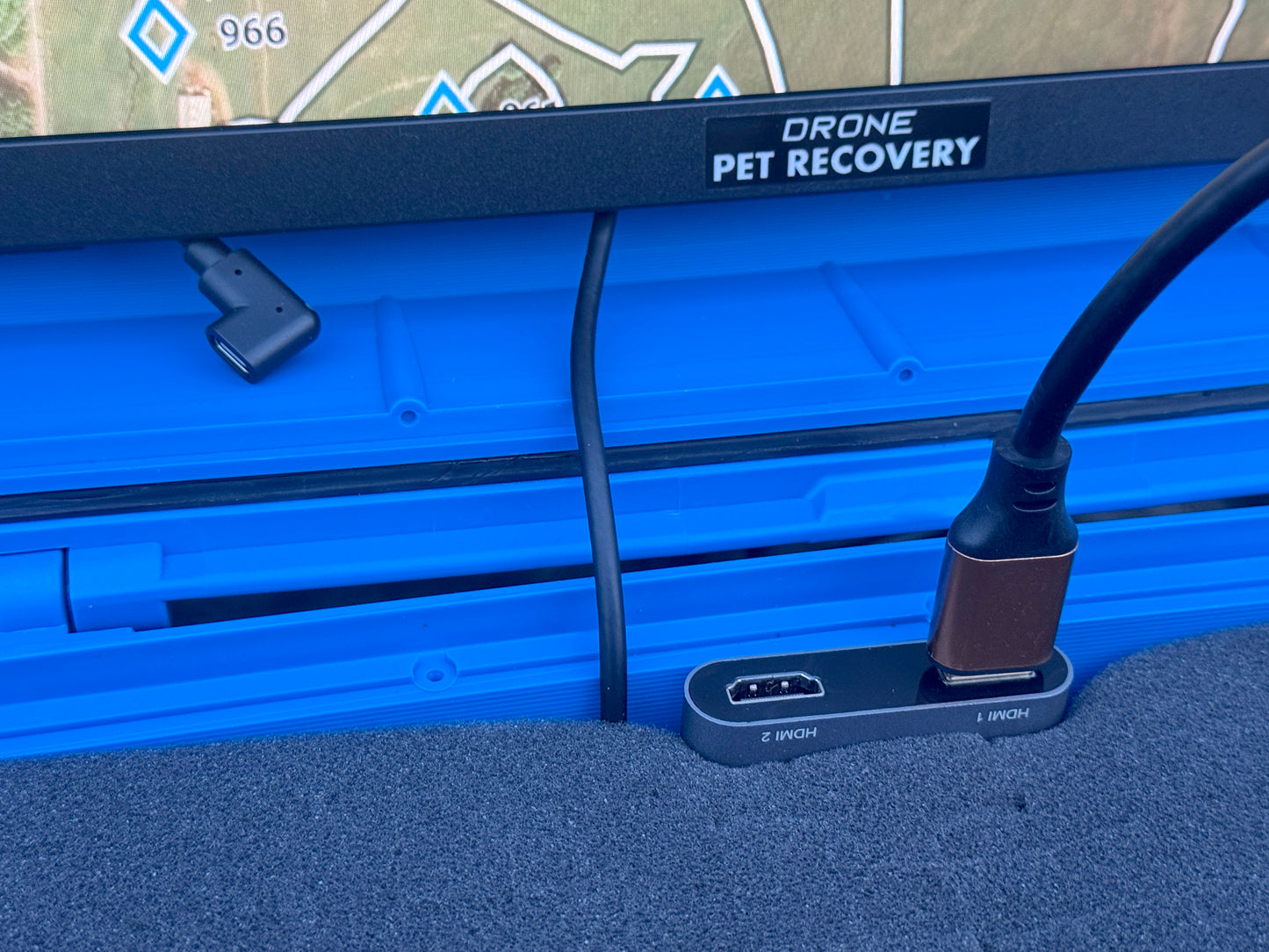 24" Portable Display in Hard Case w/ Battery